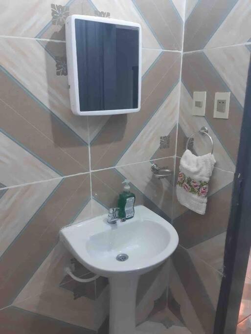 Monoambiente Semi Independiente En Asu-Py Asuncion Ngoại thất bức ảnh
