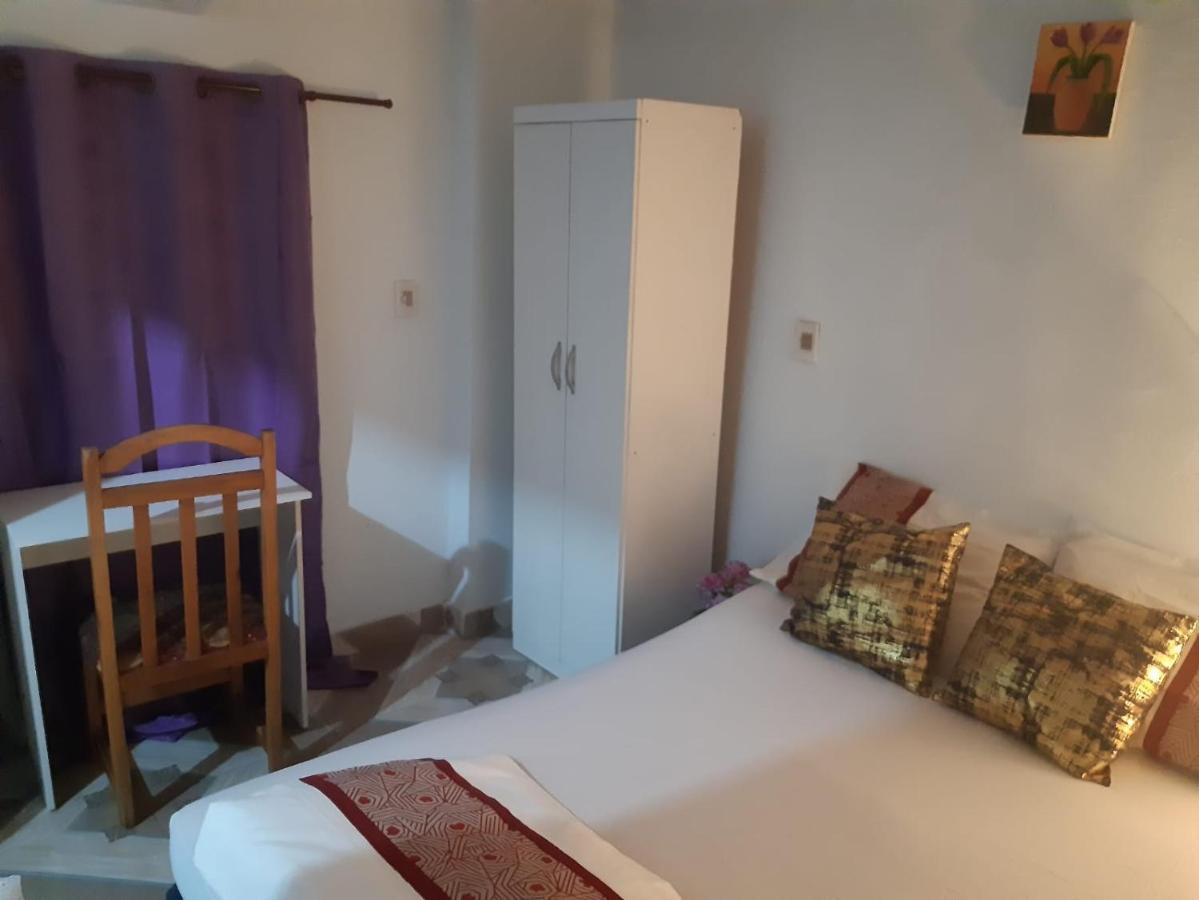 Monoambiente Semi Independiente En Asu-Py Asuncion Ngoại thất bức ảnh